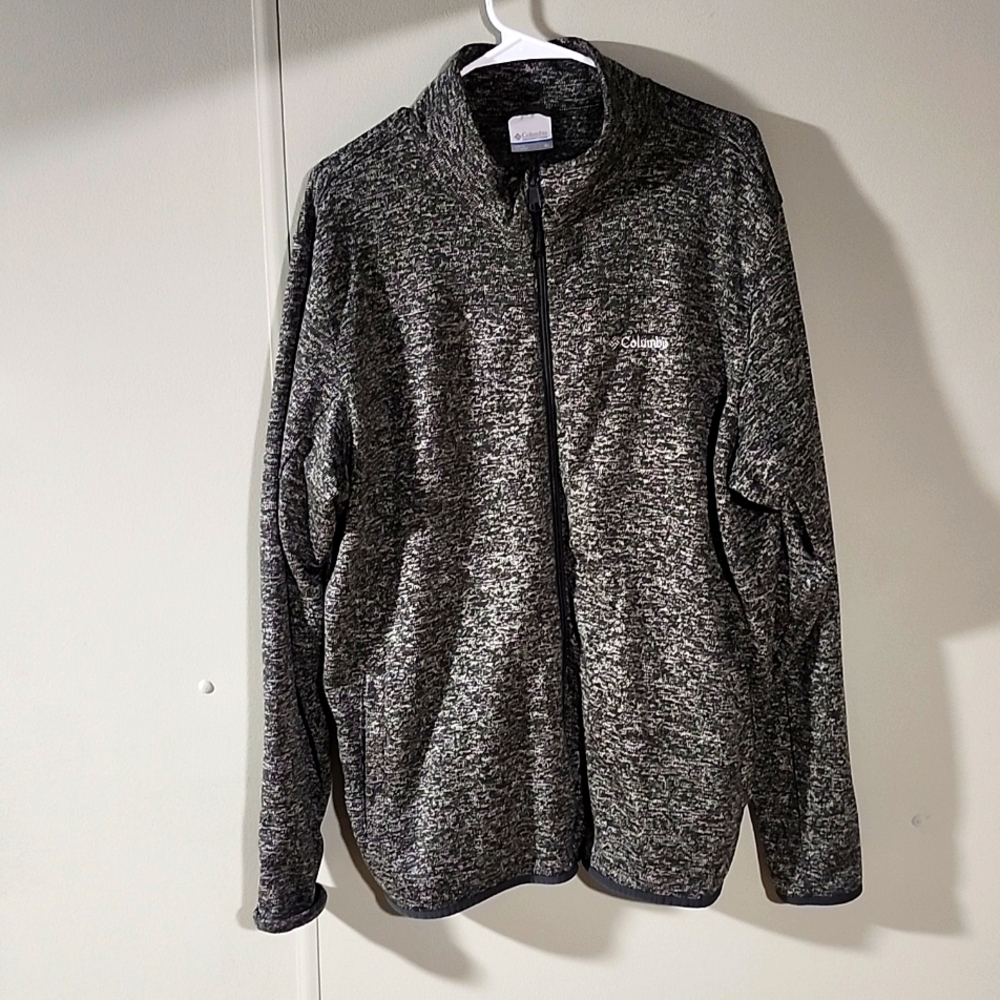 Columbia full zip sweater/sweatshirt. XL